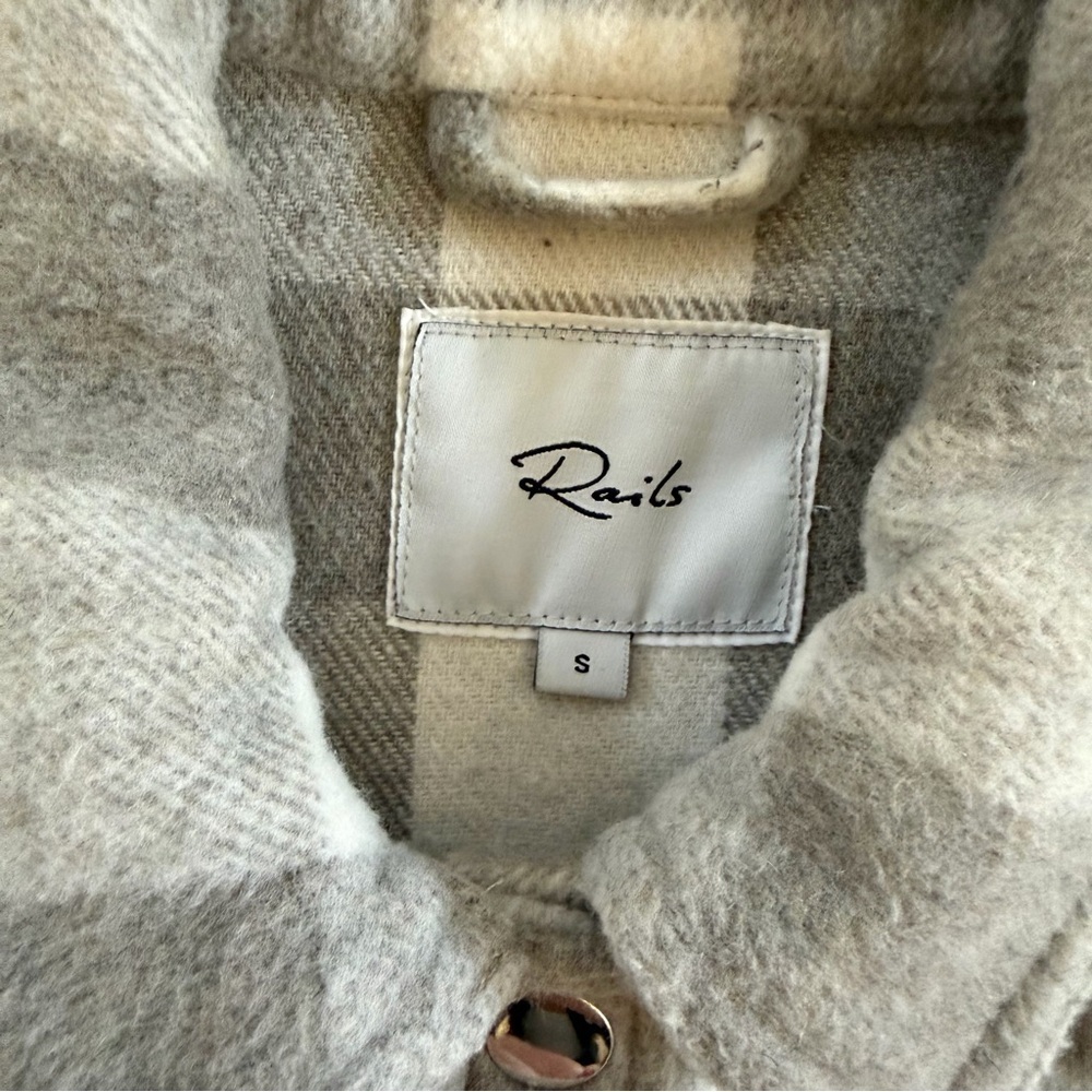 Rails Tripp Ivory Plaid Shacket Size Small - Picture 3 of 4